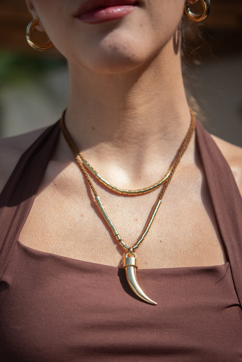Colar Duplo Dente - Colar Dourado Lucky Bijoux