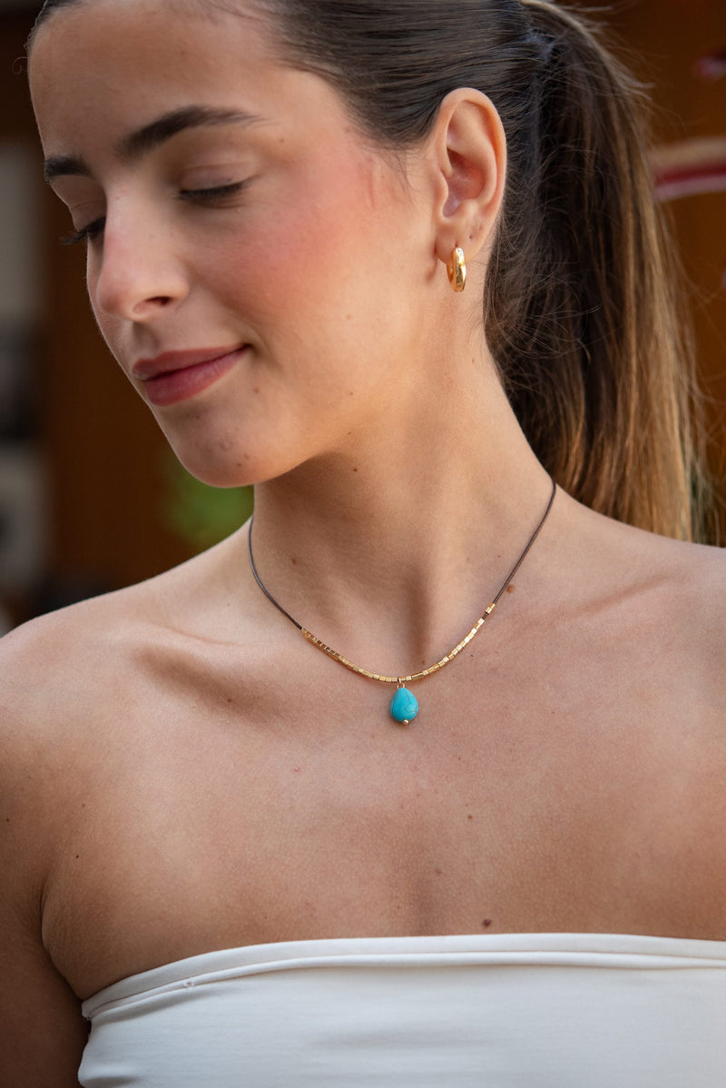 Colar Pedrinha Turquesa - Colar Dourado Lucky Bijoux