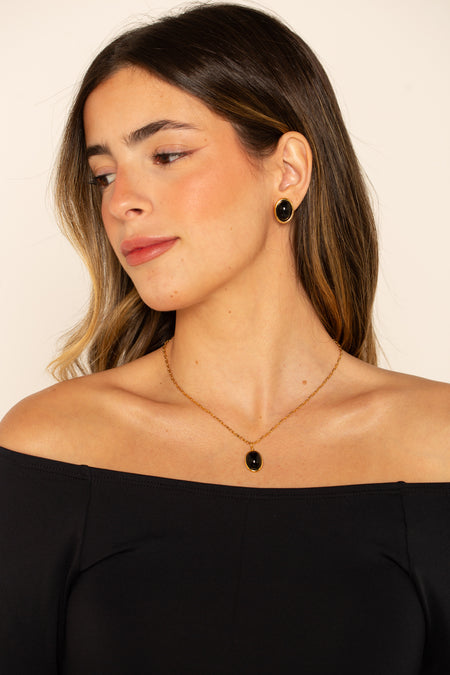 Colar Oval Preto - Colar Dourado Lucky Bijoux