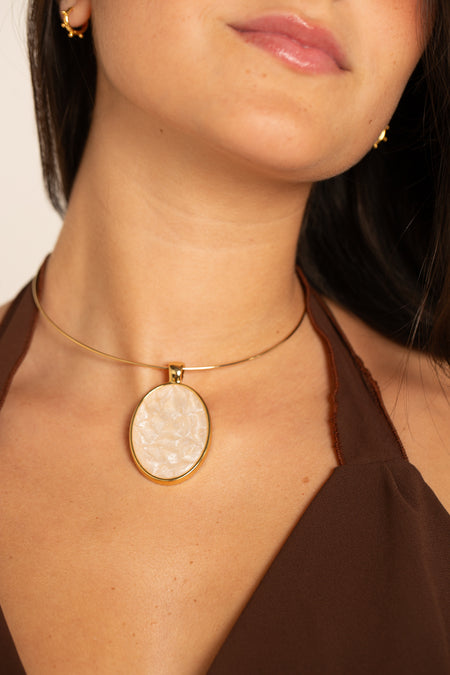 The Lucky Necklace - Perolado - Colar Dourado Lucky Bijoux