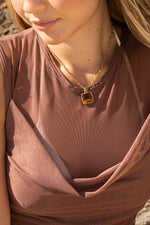 Colar Square Gem - Olho de Tigre - Colar Dourado Lucky Bijoux