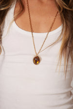 Colar Âmbar Oval Gem