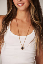 Colar Dark Blue Oval Gem